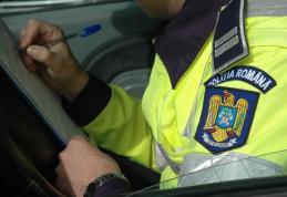 Peste 50 de permise de conducere și certificate de înmatriculare reținute de polițiști în weekendul care a trecut