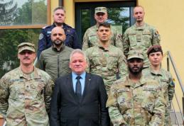 Militari americani la prefectura Botoșani