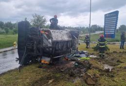 Accident GRAV la ieșirea din Botoșani. O cisternă s-a răsturnat!