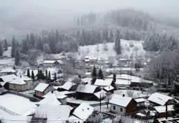 Iarnă în România la mijloc de luna mai. Meteorologii vorbesc despre o anomalie climatică
