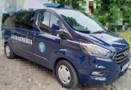 Patru tineri depistați de jandarmii botoșăneni având asupra lor substanțe cu efect psihoactiv