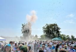 Crosul „Împreună Colorăm Dorohoiul” – Explozie de culoare și energie la ediția din 1 iunie 2025