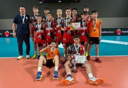 CSS Botoșani: Ziua de 1 Iunie  a venit  cu o medalie de bronz pentru volei baieţi  - U15 