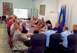 Cooperare pentru siguranță: întâlnire de lucru între ISU Botoșani și șefii Serviciilor Private pentru Situații de Urgență