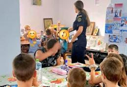 Polițiștii de siguranță școlară dau startul campaniei „Dorințe îndeplinite la vârste potrivite”