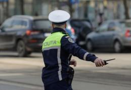 Depistat în trafic beat pe motociclu electric și fără acte