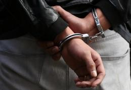 Tânăr reținut pentru violență și tulburarea ordinii și liniștii publice