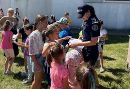 Zile de vară alături de polițiști, activități în cadrul Școlii de Vară