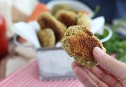 Nuggets de pui cu mazăre și morcov
