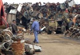 Cei care cumpără fier vechi furat de la calea ferată vor fi amendați