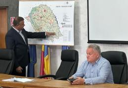 Focar de rabie la bovină, înregistrat în comuna Hudești. Autoritățile convocate în ședință extraordinară