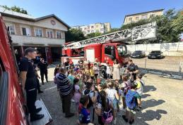 Siguranța nu intră în vacanță! Pompierii le-au predat copiilor lecții de prevenire a situații de urgență