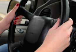 Tânără de 20 ani, depistată la volan, deși nu avea acest drept