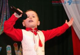 „Flori pentru mama”, spectacol emoţionant la început de primăvară