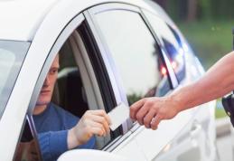 Conducere fără permis și încredinţare auto, isprava unor botoșăneni, tată și fiu