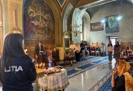 Dialog și prevenire în zi de sărbătoare: polițiștii botoșăneni în mijlocul comunității din orașul Ștefănești