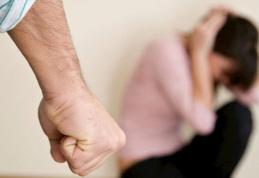 Bărbat reținut pentru viol, violență în familie și coruperea sexuală a minorilor