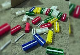 Captură inedită: țigări ascunse în piese de lego și produse susceptibile a fi contrafăcute de zeci de mii de lei