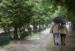 Din 25 septembrie se răceşte semnificativ şi apar ploile. Cum va fi vremea la finalul lunii
