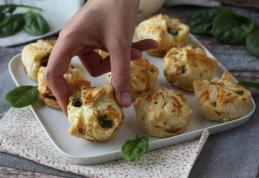 Plăcințele pufoase cu spanac și brânză