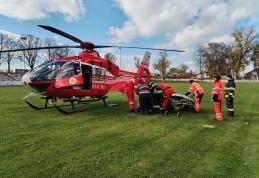 Bărbat în stare gravă preluat de urgență de elicopterul SMURD de la Dorohoi - FOTO