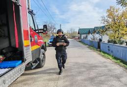 Proiectil exploziv găsit de un bărbat care săpa o groapă pentru a planta un copac