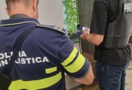 Percheziții efectuate de polițiștii de investigare a criminalității economice la Botoșani și comunele Șendriceni și Mihai Eminescu
