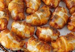 Mini croissante cu șuncă și cașcaval