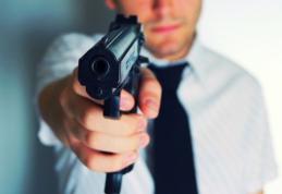 Amendă de peste 2.000 de lei și dosar penal pentru un pistol de jucărie