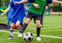 Primăria Dorohoi: Dezbatere publică privind accesul gratuit în spaţiile şi terenurile de sport exterioare ale unităţilor de învăţământ