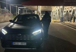 Clona unui auto furat în Slovacia, oprită la Racovăț
