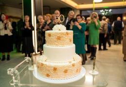 126 de cupluri sărbătorite la Dorohoi în cadrul „Nunții de Aur”. O comunitate întreagă a aplaudat 50 de ani de căsnicie