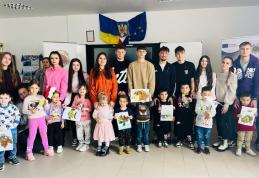 „Culorile toamnei aduc zâmbete” – preșcolarii grupei „Albinuțele” au creat opere de artă și au descoperit tehnologia la Liceul „Regina Maria” - FOTO