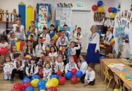 „La mulți ani, România!” – preșcolari și școlari în sărbătoare -  FOTO