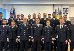 Polițiști avansați înainte de termen cu ocazia Zilei Nationale a României
