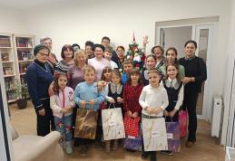Pod între generații: Copii și vârstnici din Dorohoi reconstruiesc spiritul Crăciunului