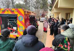Peste 80 de asistenți sociali din Vorona, instruiți de pompierii botoșăneni