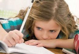 Ministerul Educației a emis ordinul. Daniel David a decis ce se va întâmpla cu temele elevilor