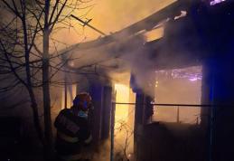 Incendiu violent produs în comuna Lunca
