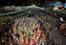 Festivalul Datinilor și Obiceiurilor de Iarnă 2025 a adus tradiția în centrul municipiului Dorohoi – partea a II-a