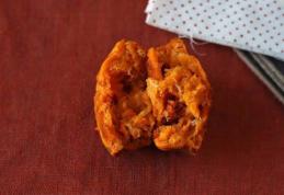 Brioșe moi și picante cu chorizo