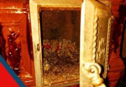 Casă din Darabani, la un pas de tragedie, din cauza aprinderii focului cu lichidele inflamabile