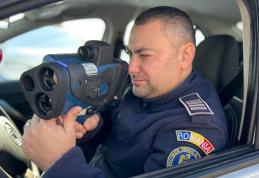 Vitezomanii au căzut în capcana polițiștilor! 2 permise de conducere reținute și 19 amenzi pentru depășirea vitezei legale