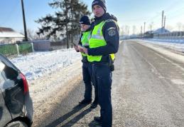 Depistați în trafic cu autorizația de circulație provizorie expirată