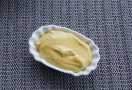 În conținutul unui borcan de muștar se pot găsi până la 18 E-uri