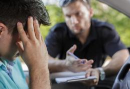 Tânăr de 18 ani depistat la volan deși nu avea permis de conducere