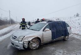 Doi adulți și un bebeluș au ajuns la spital în urma unui accident produs în apropiere de Flămânzi