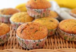 Brioșe cu banane și ciocolată