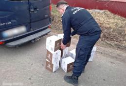 Microbuze pline cu coniac fără documente, oprite în trafic de polițiștii de frontieră