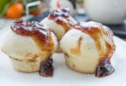 Brioșe de post cu dulceață de prune